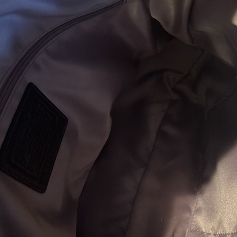 Coach ostrich leather like purse - Picture 4 of 4